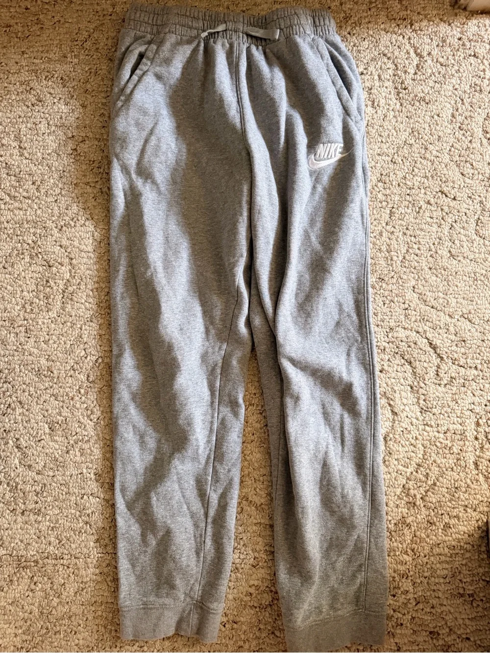 Nike Light Gray Hoodie with Black Swoosh Tag - Picture 3 of 4